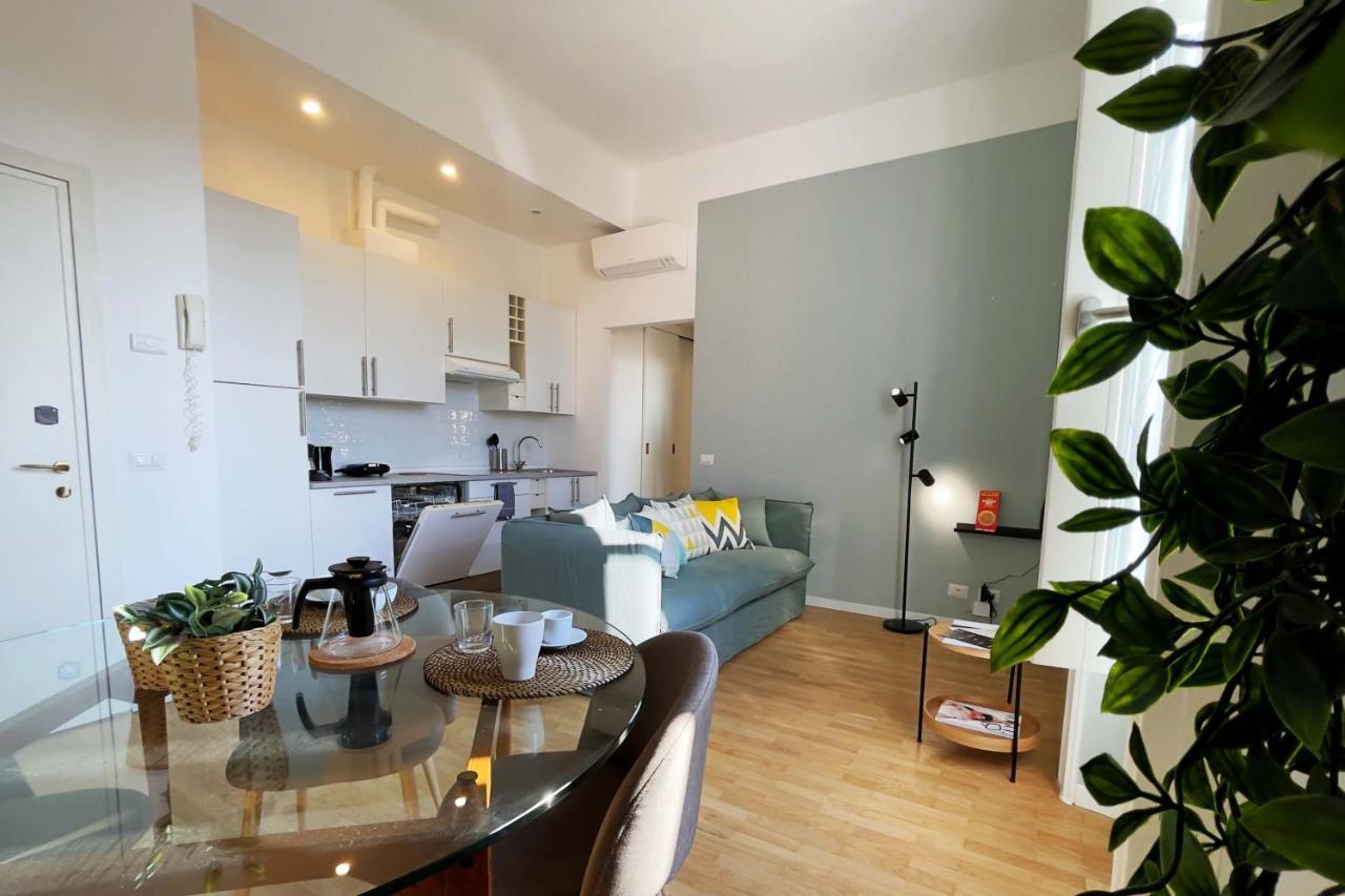 Elegant Apartment Near Brera Area 밀라노 외부 사진