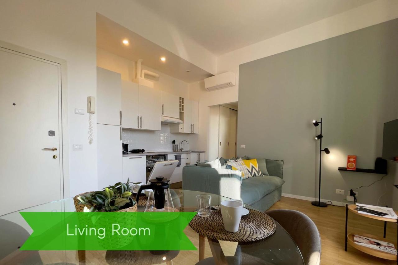 Elegant Apartment Near Brera Area 밀라노 외부 사진